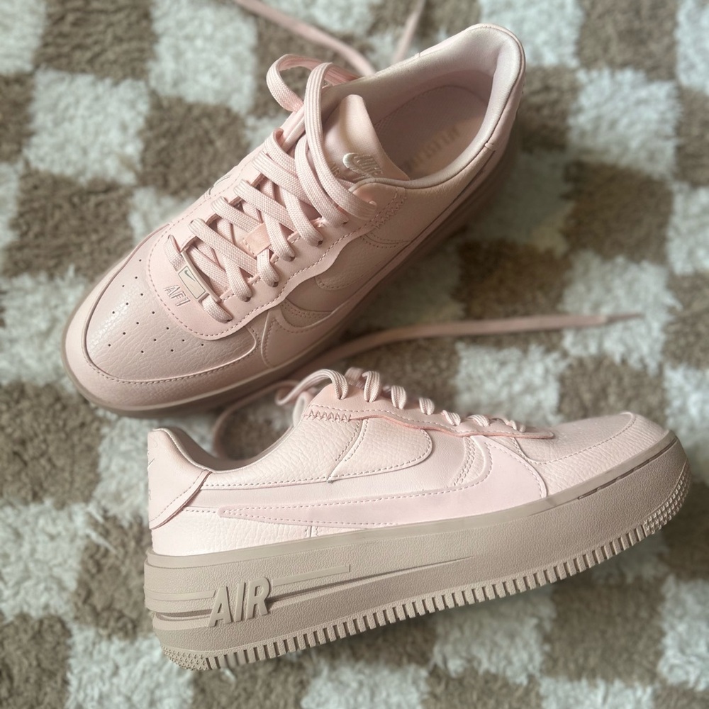 Nike AF1 platform sneakers